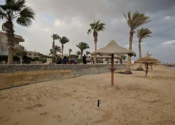 بحديقة Ain Sukhna